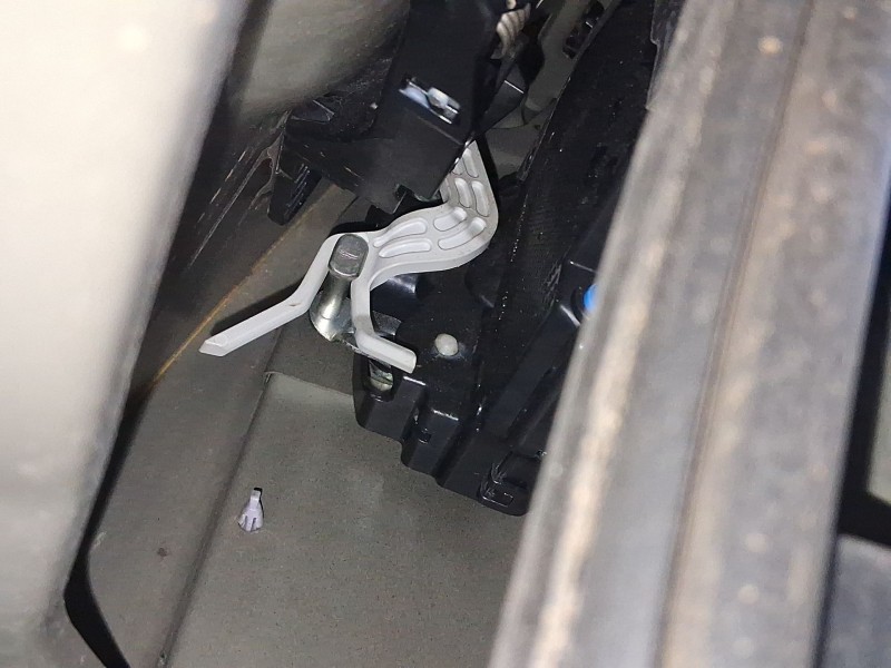 Recambio de cerradura puerta trasera derecha para toyota corolla sedán (_e21_) 1.8 vvti hybrid (mzea12, zre211, zwe211) referenc