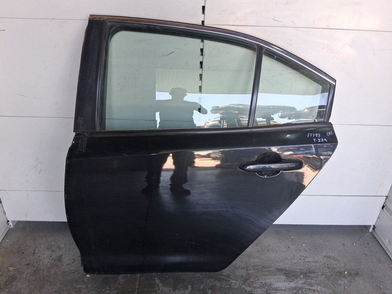 Recambio de puerta trasera izquierda para toyota corolla sedán (_e21_) 1.8 vvti hybrid (mzea12, zre211, zwe211) referencia OEM I
