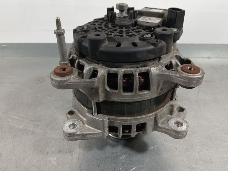 Recambio de alternador para skoda fabia iii (nj3) 1.4 tdi referencia OEM IAM 04B903023DX 04B903023D 