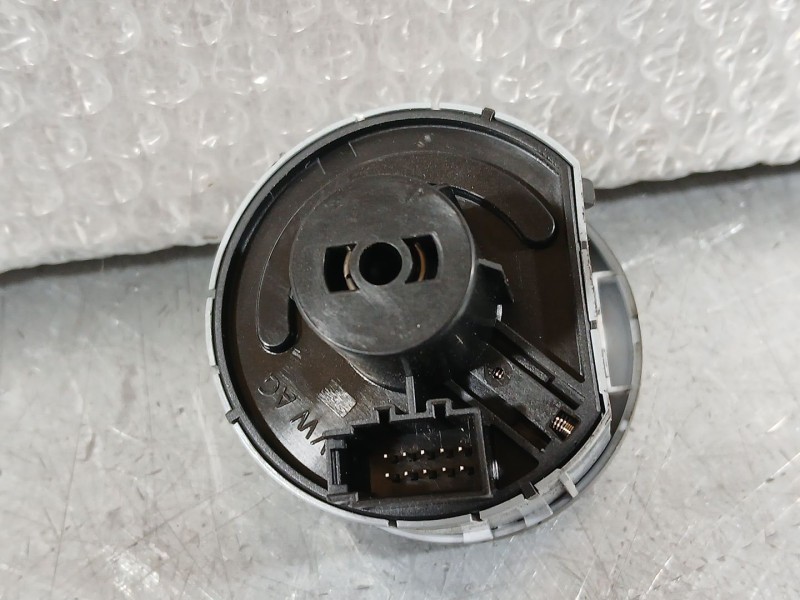 Recambio de mando luces para skoda fabia iii (nj3) 1.4 tdi referencia OEM IAM 5E0941431GWHI  
