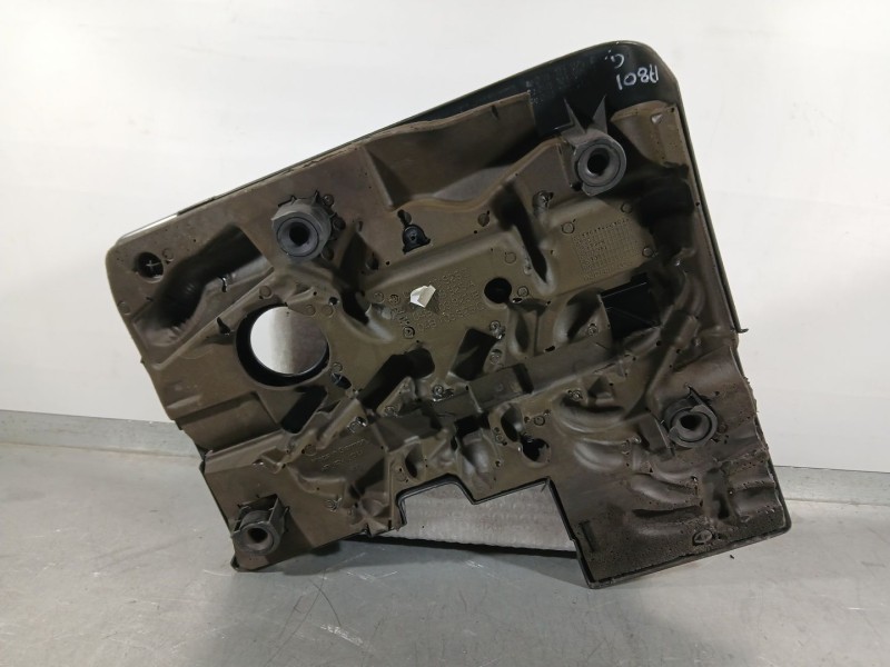 Recambio de tapa motor para skoda fabia iii (nj3) 1.4 tdi referencia OEM IAM 04B103925C  