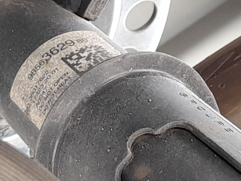 Recambio de amortiguador delantero izquierdo para peugeot 308 sw iii (fc_, fj_, fr_, f4_, fn_) bluehdi 130 (fcyhzl, fcyhzt) refe