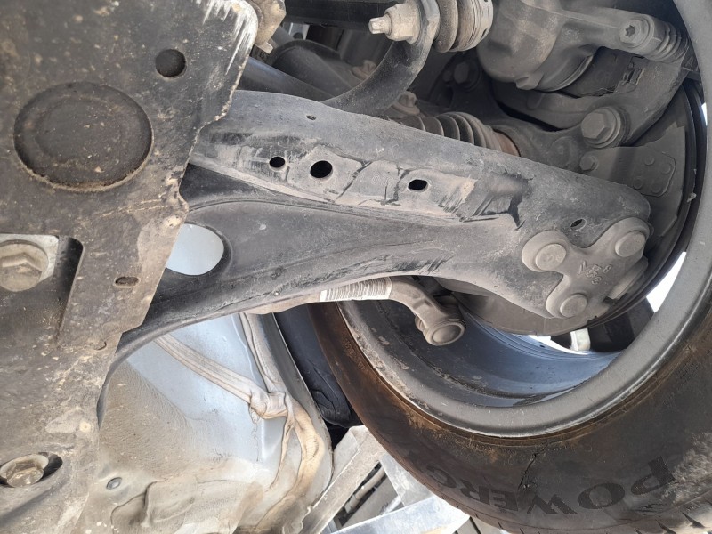 Recambio de brazo suspension inferior delantero izquierdo para peugeot 308 sw iii (fc_, fj_, fr_, f4_, fn_) bluehdi 130 (fcyhzl,