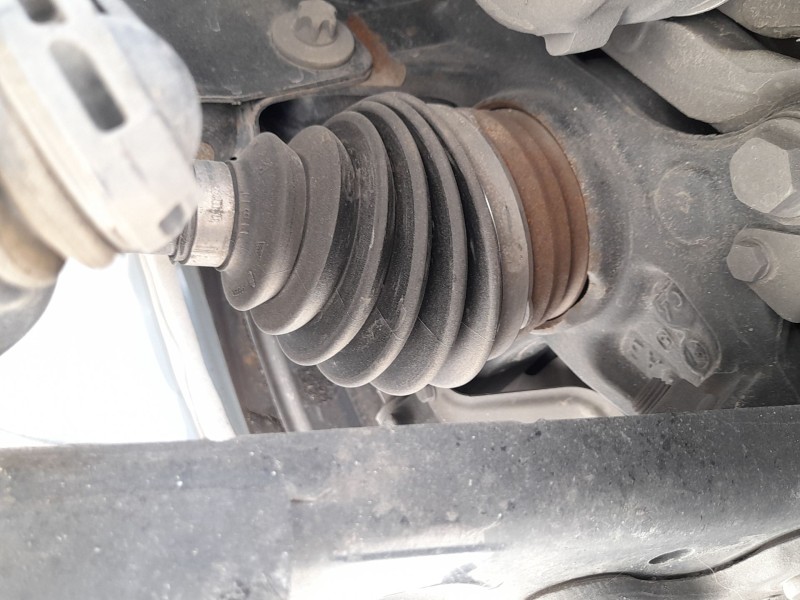 Recambio de transmision delantera izquierda para peugeot 308 sw iii (fc_, fj_, fr_, f4_, fn_) bluehdi 130 (fcyhzl, fcyhzt) refer
