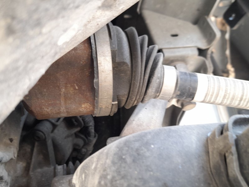 Recambio de transmision delantera izquierda para peugeot 308 sw iii (fc_, fj_, fr_, f4_, fn_) bluehdi 130 (fcyhzl, fcyhzt) refer