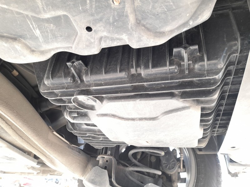 Recambio de deposito adblue para peugeot 308 sw iii (fc_, fj_, fr_, f4_, fn_) bluehdi 130 (fcyhzl, fcyhzt) referencia OEM IAM 98
