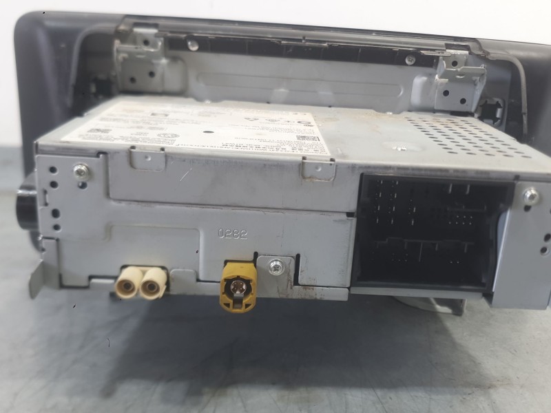 Recambio de sistema navegacion gps para skoda kamiq (nw4) 1.0 tsi referencia OEM IAM 654035871B  