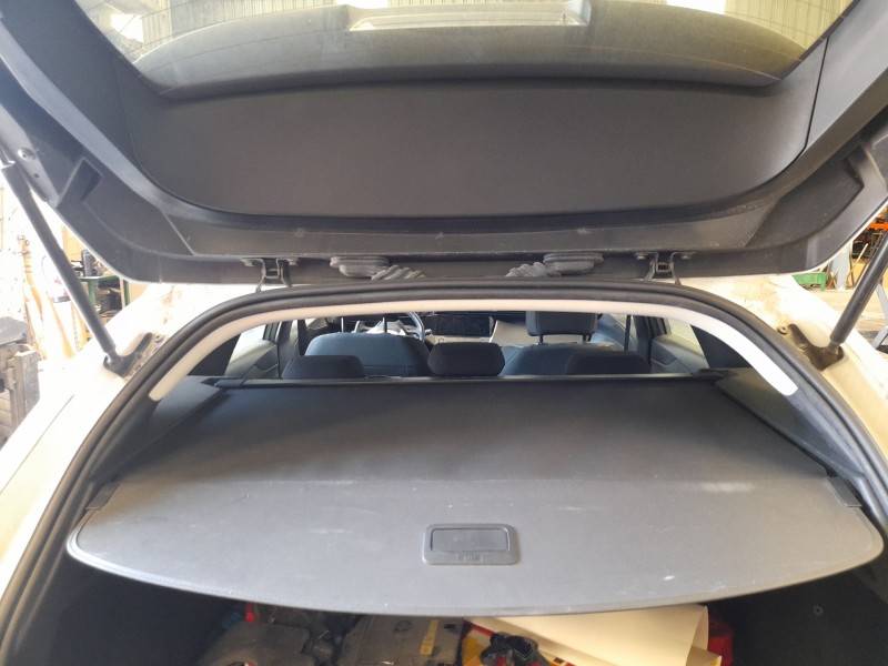 Recambio de bandeja trasera para peugeot 308 sw iii (fc_, fj_, fr_, f4_, fn_) bluehdi 130 (fcyhzl, fcyhzt) referencia OEM IAM 98