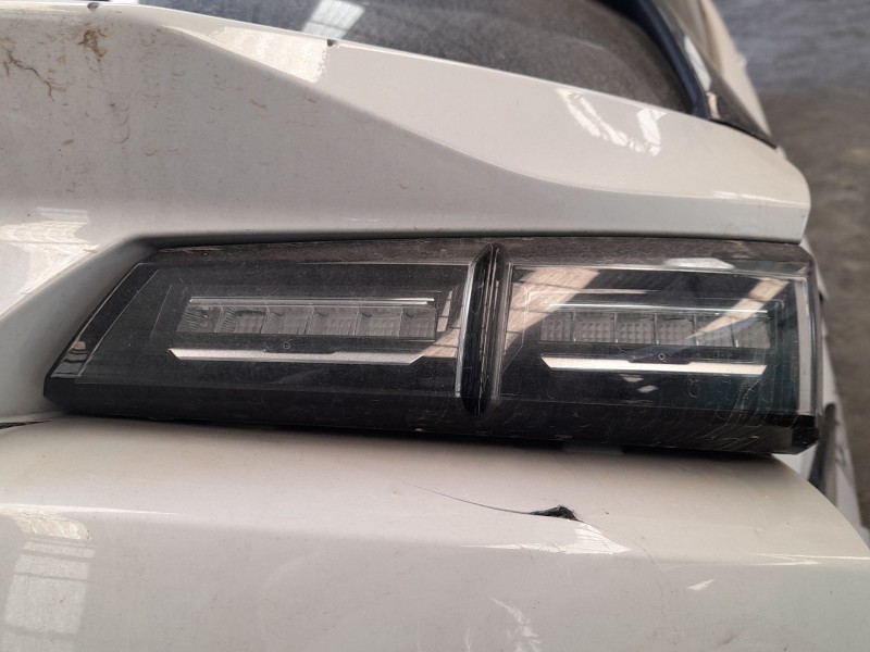 Recambio de piloto trasero derecho interior para peugeot 308 sw iii (fc_, fj_, fr_, f4_, fn_) bluehdi 130 (fcyhzl, fcyhzt) refer