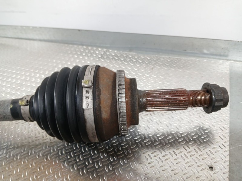 Recambio de transmision delantera derecha para toyota avensis sedán (_t25_) 2.0 (azt250_) referencia OEM IAM 4341005351  