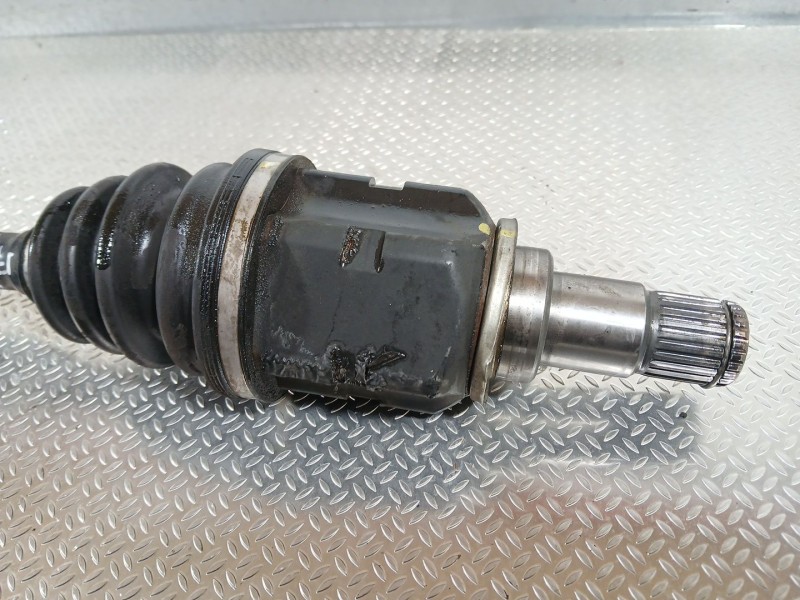 Recambio de transmision delantera izquierda para toyota avensis sedán (_t25_) 2.0 (azt250_) referencia OEM IAM 4342005280  