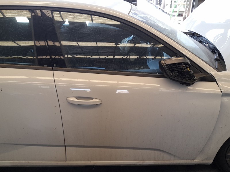 Recambio de puerta delantera derecha para peugeot 308 sw iii (fc_, fj_, fr_, f4_, fn_) bluehdi 130 (fcyhzl, fcyhzt) referencia O