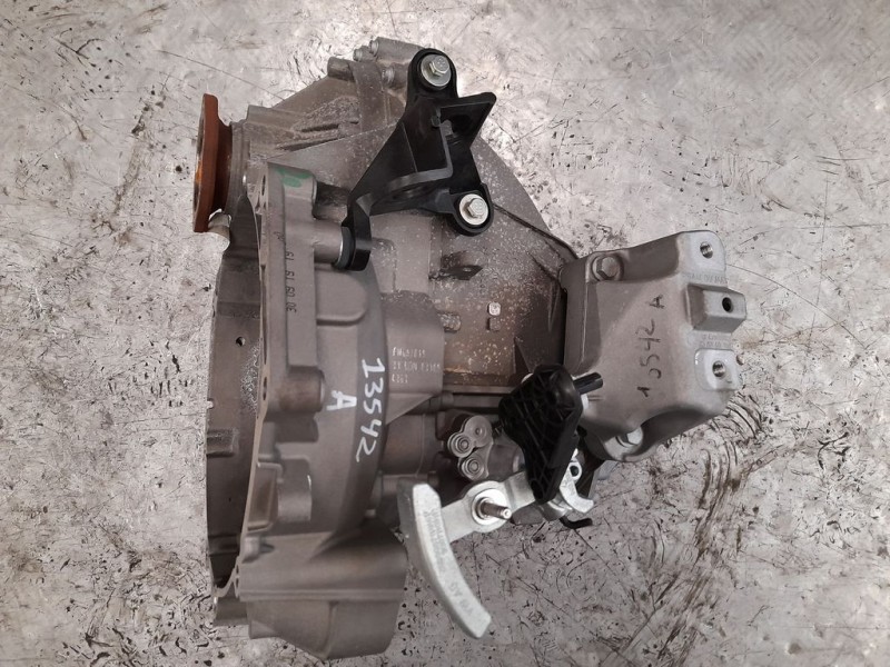 Recambio de caja cambios para skoda octavia lim. (5e3) active referencia OEM IAM UDM 03109 6VELOCIDADES