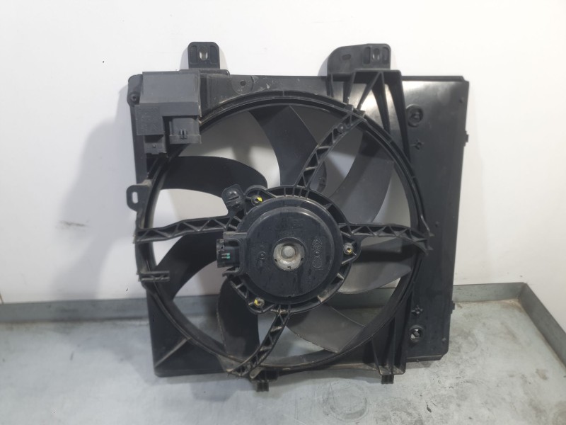 Recambio de electroventilador para peugeot 208 signature referencia OEM IAM 9812028580  