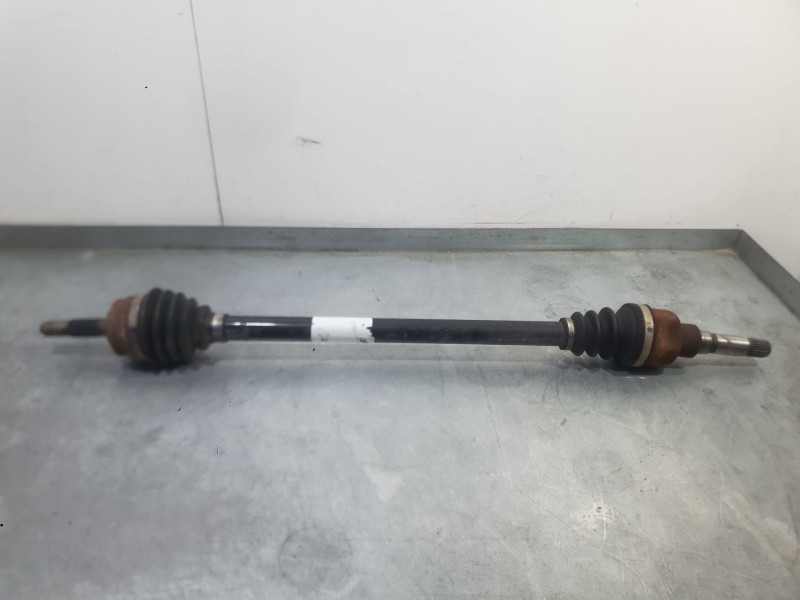 Recambio de transmision delantera derecha para peugeot 208 signature referencia OEM IAM 9803959680  
