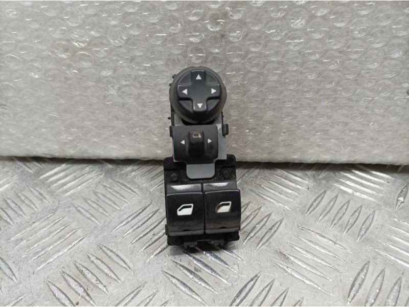 Recambio de mando elevalunas delantero izquierdo para peugeot expert furgón pro standar referencia OEM IAM 96783350ZD  