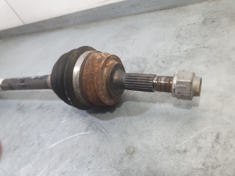 Recambio de transmision delantera izquierda para peugeot 208 signature referencia OEM IAM 9803959580  