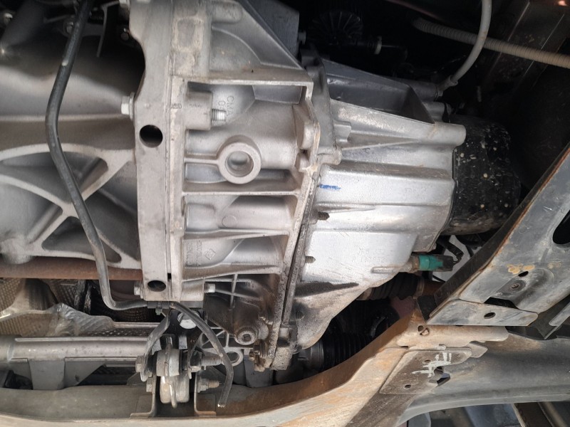 Recambio de caja cambios para renault clio iv (bh_) 1.5 dci 90 referencia OEM IAM JR5332 320109332R 8201601154