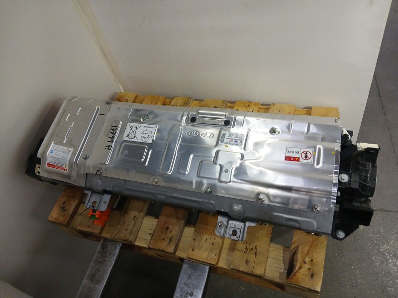 Recambio de bateria para kia niro i (de) 1.6 gdi hybrid referencia OEM IAM 37501G5220 MOBIS 