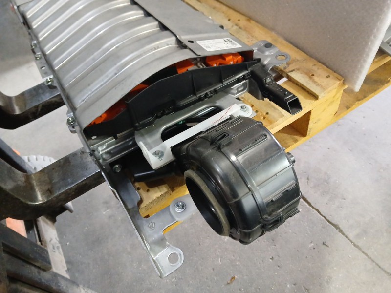 Recambio de bateria para toyota corolla sedán (_e21_) 1.8 vvti hybrid (zwe211, mzea12) referencia OEM IAM   