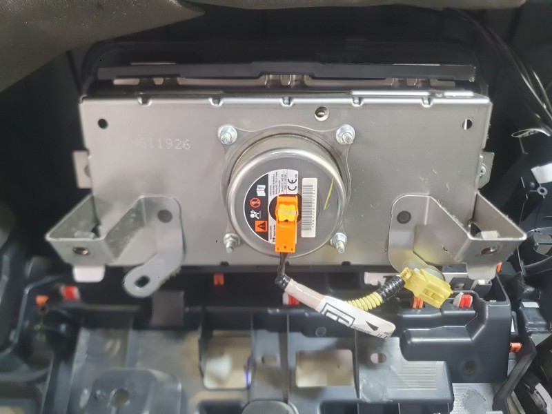 Recambio de kit airbag para toyota corolla sedán (_e21_) 1.8 vvti hybrid (mzea12, zre211, zwe211) referencia OEM IAM 4513002831C