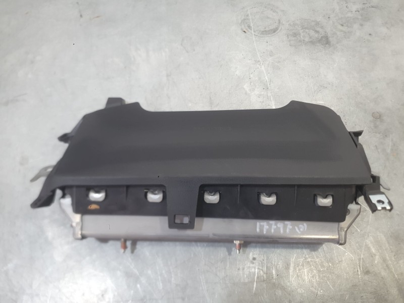 Recambio de kit airbag para toyota corolla sedán (_e21_) 1.8 vvti hybrid (mzea12, zre211, zwe211) referencia OEM IAM 4513002831C