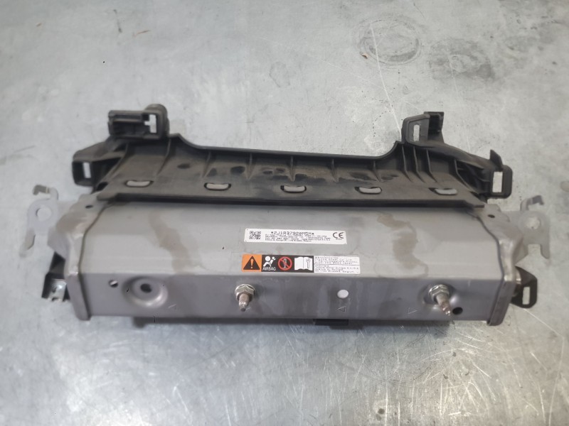 Recambio de kit airbag para toyota corolla sedán (_e21_) 1.8 vvti hybrid (mzea12, zre211, zwe211) referencia OEM IAM 4513002831C