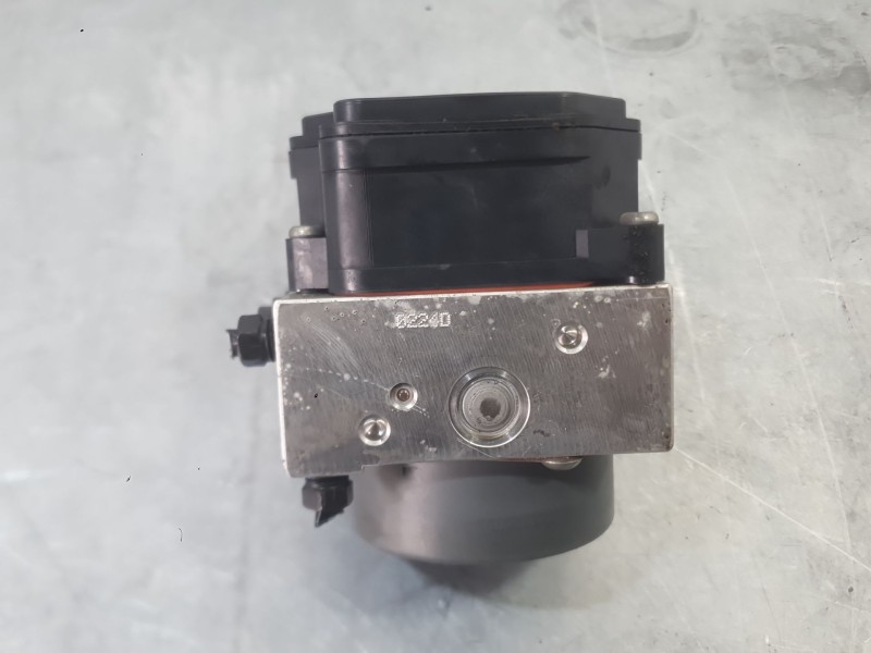 Recambio de abs para toyota corolla sedán (_e21_) 1.8 vvti hybrid (mzea12, zre211, zwe211) referencia OEM IAM 4405002D41  