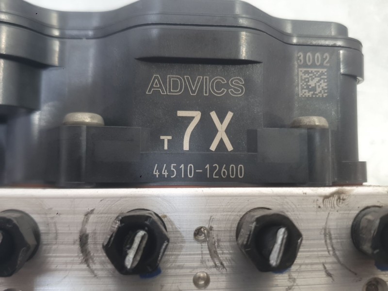 Recambio de abs para toyota corolla sedán (_e21_) 1.8 vvti hybrid (mzea12, zre211, zwe211) referencia OEM IAM 4405002D41  