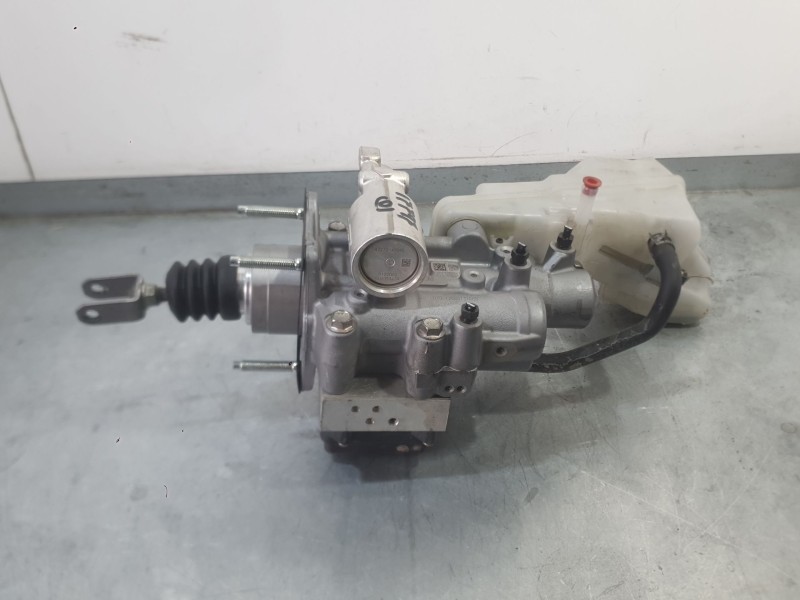 Recambio de servofreno para toyota corolla sedán (_e21_) 1.8 vvti hybrid (mzea12, zre211, zwe211) referencia OEM IAM 4705012570 