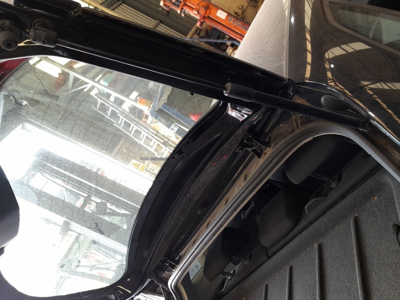 Recambio de amortiguadores maletero / porton para seat ibiza v (kj1, kjg) 1.0 tgi referencia OEM IAM 6F0827550C  