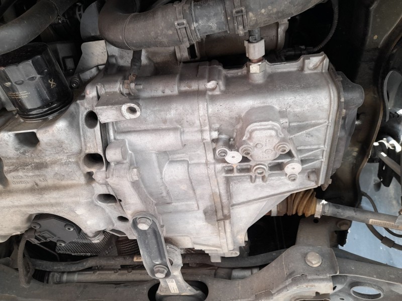 Recambio de caja cambios para seat ibiza v (kj1, kjg) 1.0 tgi referencia OEM IAM MQ200 0DF300045D 