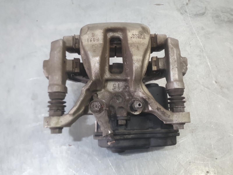 Recambio de pinza freno trasera izquierda para toyota corolla sedán (_e21_) 1.8 vvti hybrid (mzea12, zre211, zwe211) referencia 