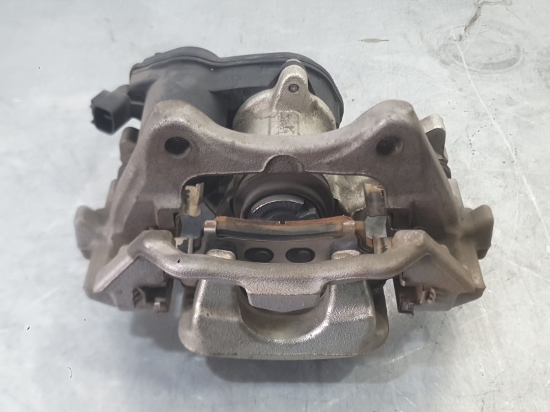 Recambio de pinza freno trasera derecha para toyota corolla sedán (_e21_) 1.8 vvti hybrid (mzea12, zre211, zwe211) referencia OE