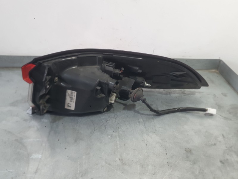 Recambio de piloto trasero izquierdo exterior para toyota corolla sedán (_e21_) 1.8 vvti hybrid (mzea12, zre211, zwe211) referen