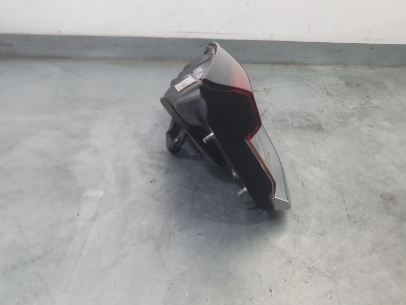 Recambio de piloto trasero izquierdo interior para toyota corolla sedán (_e21_) 1.8 vvti hybrid (mzea12, zre211, zwe211) referen
