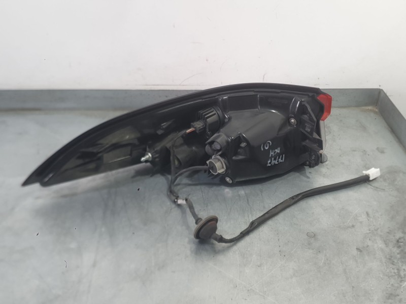 Recambio de piloto trasero derecho exterior para toyota corolla sedán (_e21_) 1.8 vvti hybrid (mzea12, zre211, zwe211) referenci