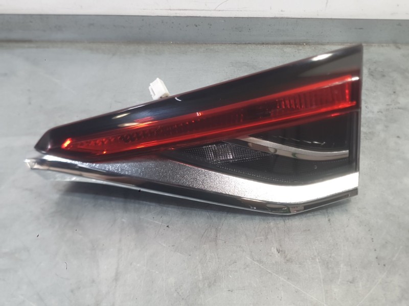 Recambio de piloto trasero derecho interior para toyota corolla sedán (_e21_) 1.8 vvti hybrid (mzea12, zre211, zwe211) referenci