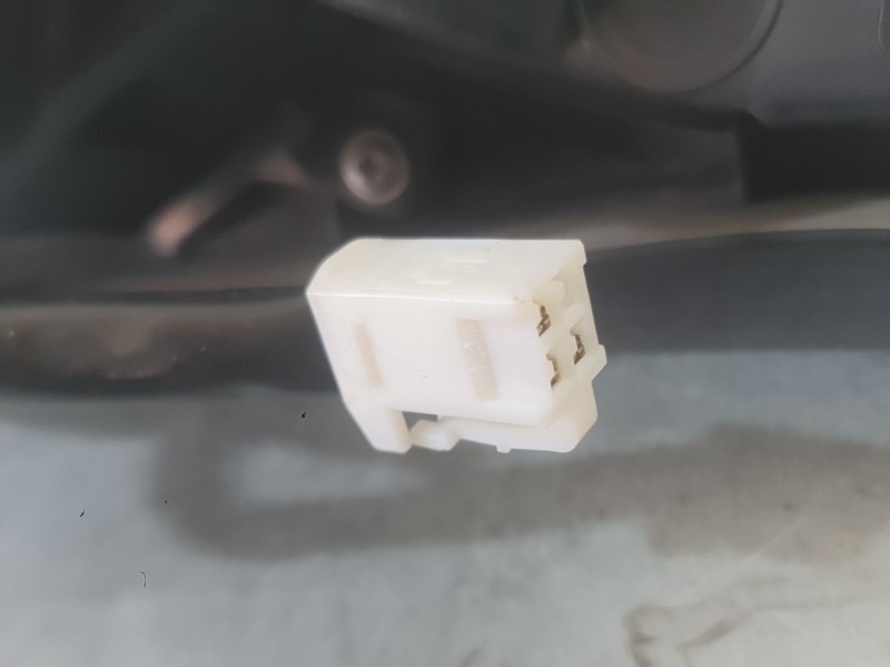 Recambio de piloto trasero derecho interior para toyota corolla sedán (_e21_) 1.8 vvti hybrid (mzea12, zre211, zwe211) referenci