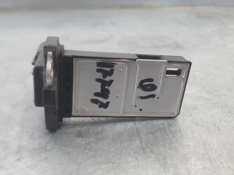 Recambio de caudalimetro para toyota corolla sedán (_e21_) 1.8 vvti hybrid (mzea12, zre211, zwe211) referencia OEM IAM 222047503