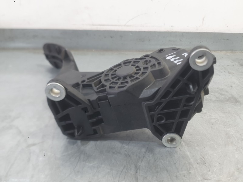 Recambio de potenciometro pedal para toyota corolla sedán (_e21_) 1.8 vvti hybrid (mzea12, zre211, zwe211) referencia OEM IAM 78