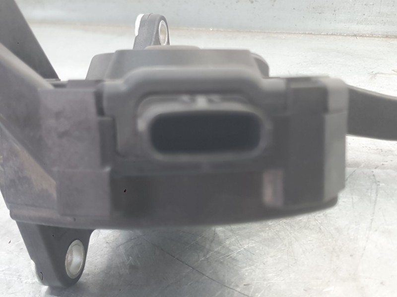 Recambio de potenciometro pedal para toyota corolla sedán (_e21_) 1.8 vvti hybrid (mzea12, zre211, zwe211) referencia OEM IAM 78