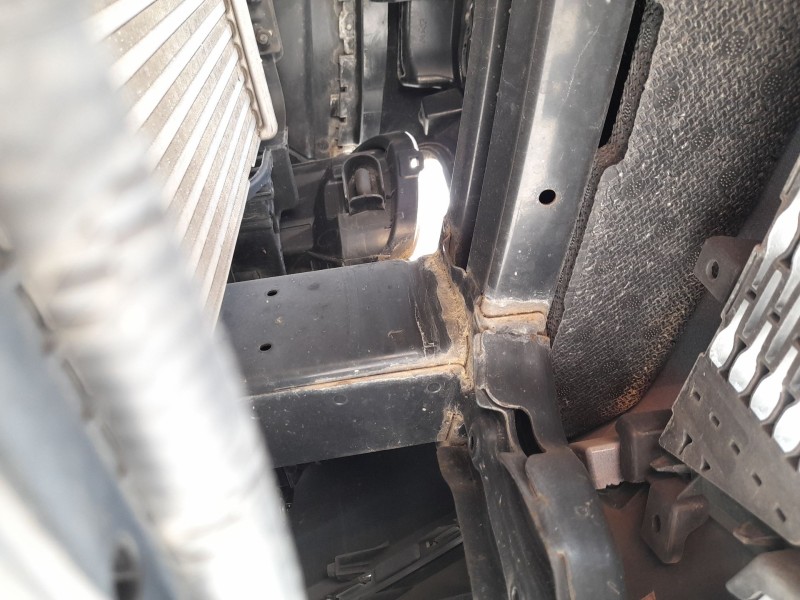 Recambio de refuerzo paragolpes delantero para kia cee´d sportswagon (jd) 1.6 crdi 136 referencia OEM IAM 86530A2000  