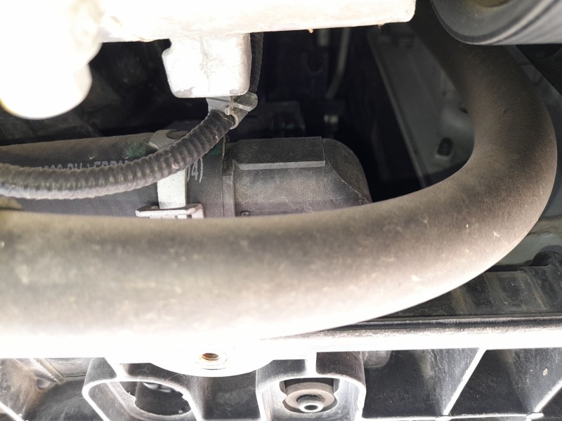 Recambio de radiador agua para kia cee´d sportswagon (jd) 1.6 crdi 136 referencia OEM IAM 25310A5900 25310A5800 