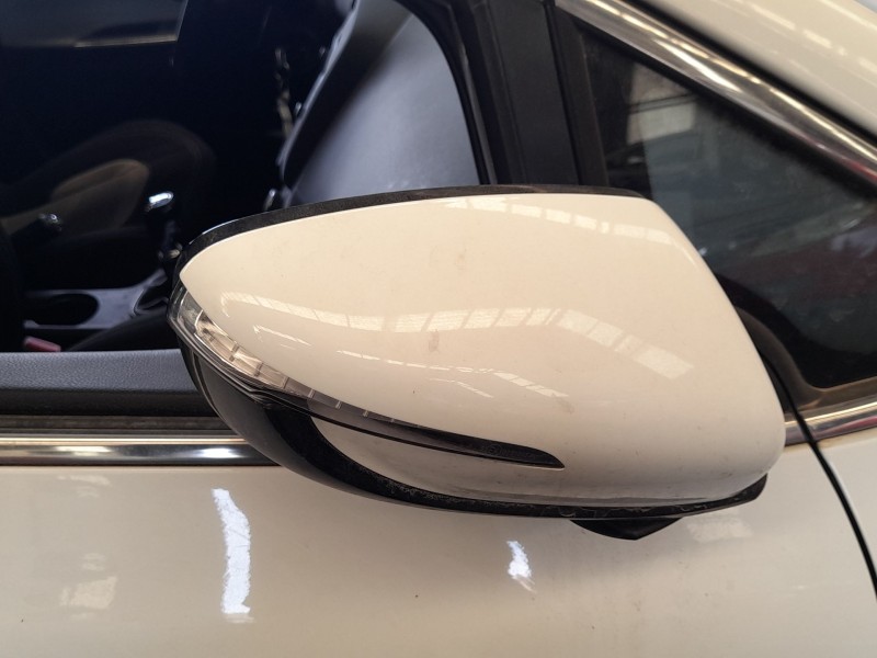 Recambio de retrovisor derecho para kia cee´d sportswagon (jd) 1.6 crdi 136 referencia OEM IAM 87620A2530 ELECTRICO C/LUZ CORTES