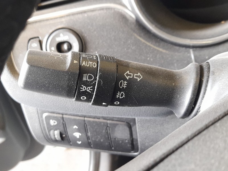 Recambio de mando luces y limpia para kia cee´d sportswagon (jd) 1.6 crdi 136 referencia OEM IAM 934101M630  934202K560