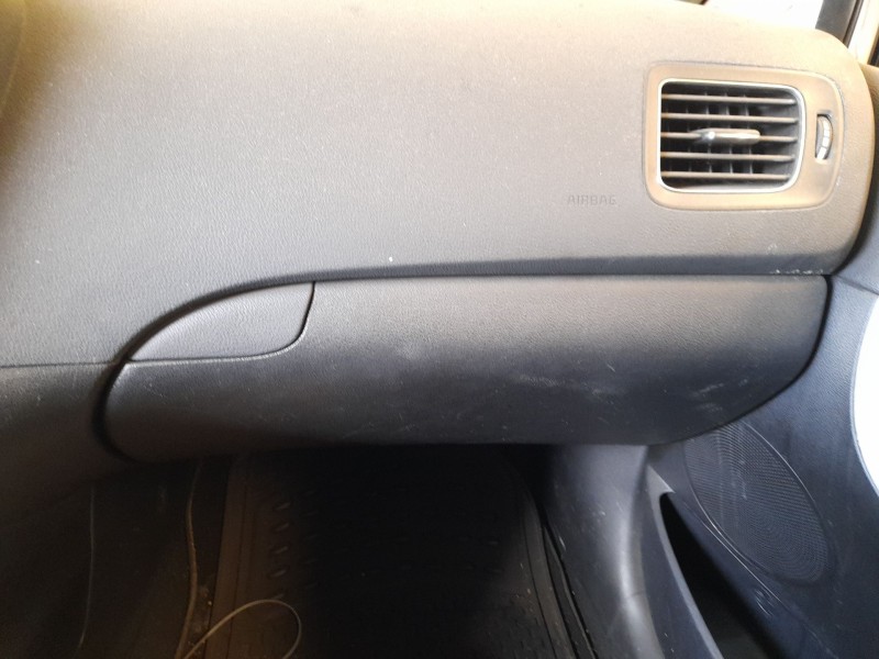 Recambio de guantera para kia cee´d sportswagon (jd) 1.6 crdi 136 referencia OEM IAM 84510A2100WK 84540A2000WK 
