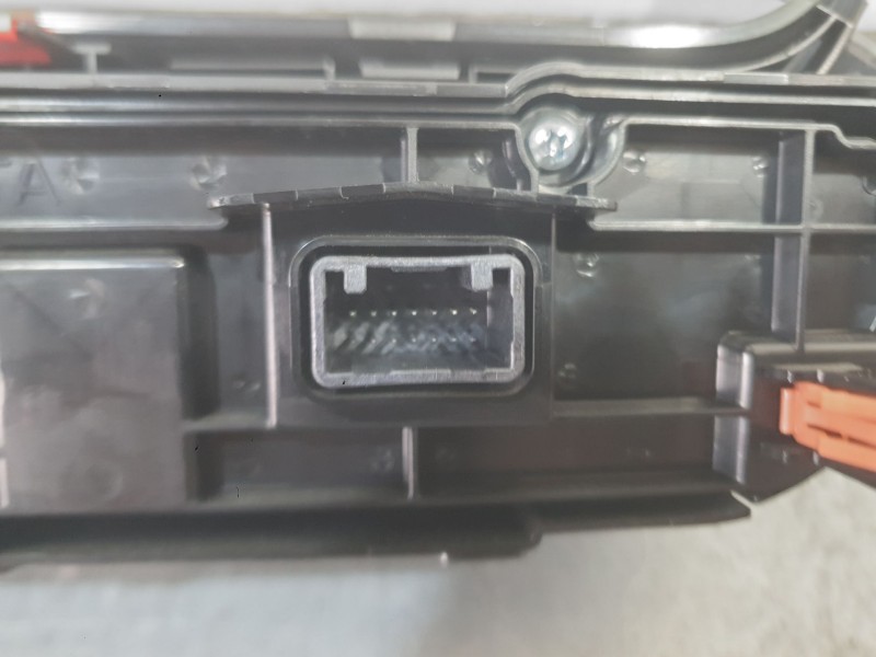 Recambio de mando climatizador para toyota corolla sedán (_e21_) 1.8 vvti hybrid (mzea12, zre211, zwe211) referencia OEM IAM   