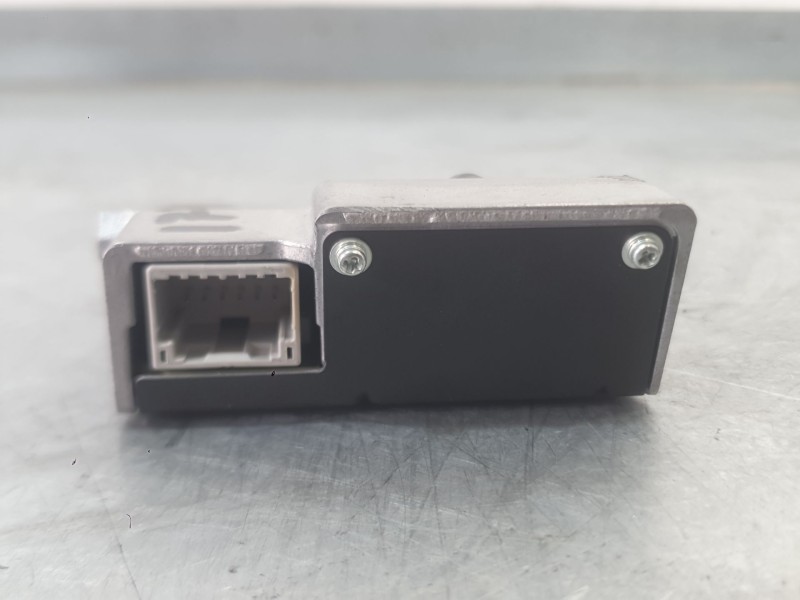 Recambio de camara para toyota corolla sedán (_e21_) 1.8 vvti hybrid (mzea12, zre211, zwe211) referencia OEM IAM 8646C12010  
