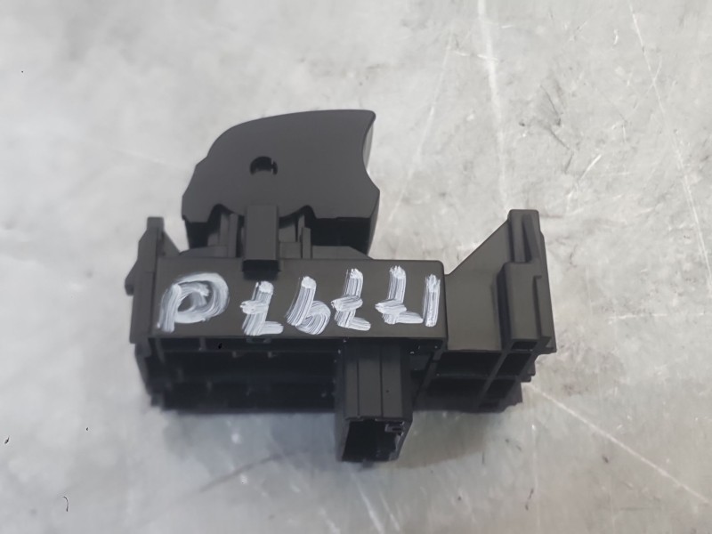 Recambio de mando elevalunas trasero derecho para toyota corolla sedán (_e21_) 1.8 vvti hybrid (mzea12, zre211, zwe211) referenc